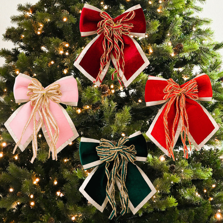 Grand nœud rouge en velours luxueux – décoration de Noël
