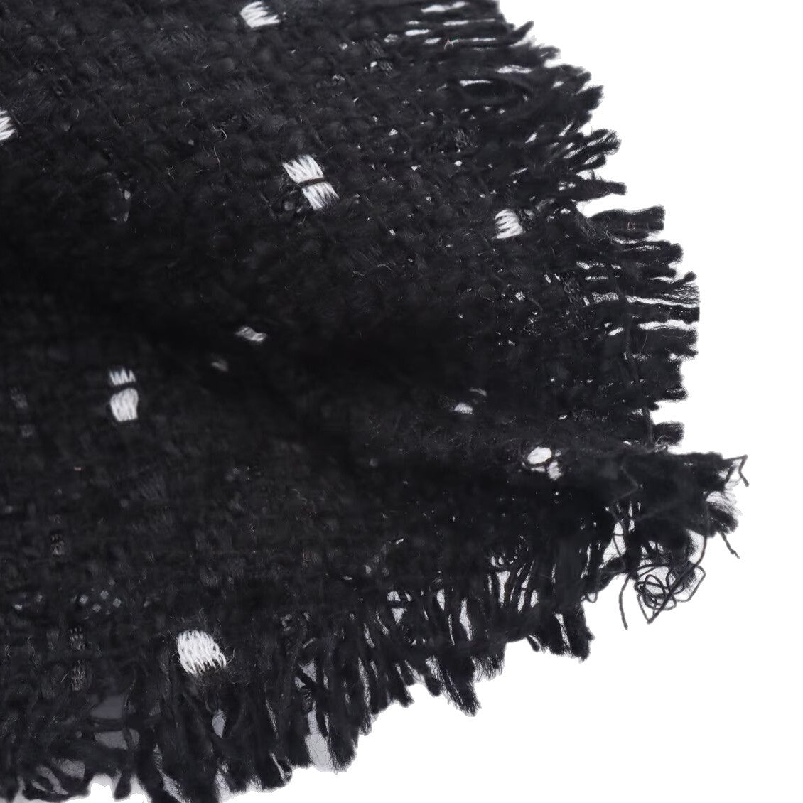 Robe courte noire à manches longues et coupe évasée