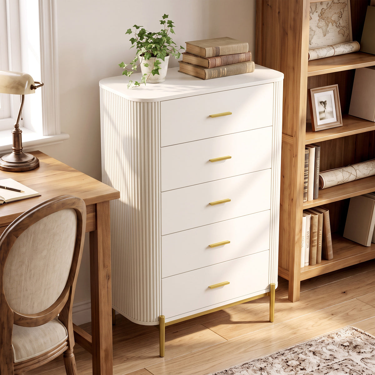Commode 5 Tiroirs, Meuble de Rangement avec Façades Rainurées et Pieds en Métal, Style Moderne, 90x44x120cm, Gris Clair